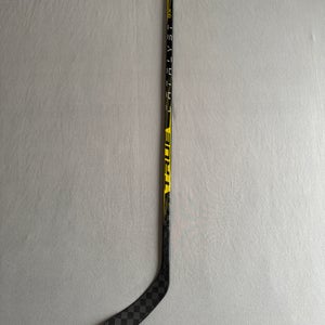 New Junior True Catalyst 9X Right Handed Hockey Stick 50 Flex TC2-5