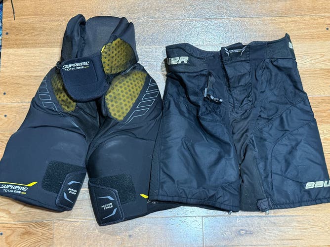 Senior Small Bauer TotalOne NXG Hockey Pants (Used)