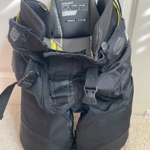 Junior Large Bauer Supreme Ultrasonic Hockey Pants (Used)