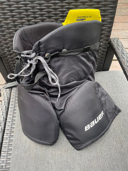 Youth Large Bauer Supreme S170 Hockey Pants (New)