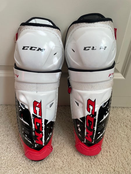 Junior CCM JetSpeed FT4 Pro 12" Shin Pads (Used)