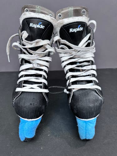 CCM Rapide Hockey Skates Size 5 (Used)