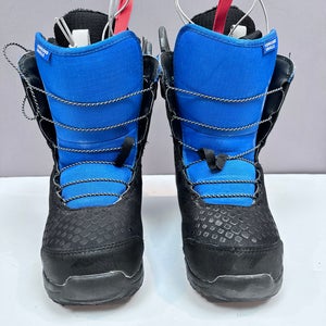 Unisex 5K (Toddler) Burton Snowboard Boots All Mountain (Used)