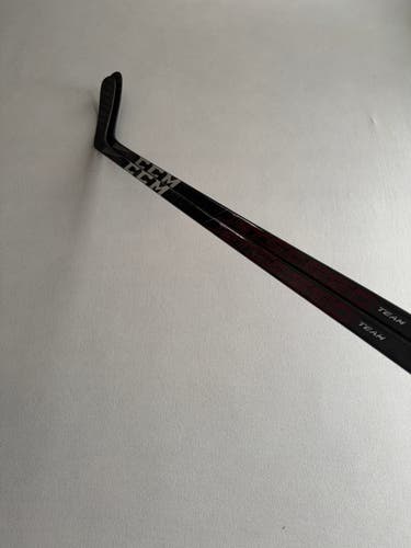*2 Pack* of New P90 75 Flex Senior CCM JetSpeed Team Right Hand Hockey Sticks