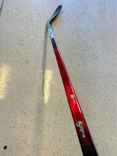 Senior CCM JetSpeed FT8 Pro, Right, P29, Flex 70, Red (New)