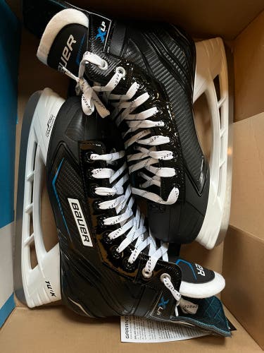 Bauer XLP Hockey Skates Regular Width / Size 11 (Brand New)