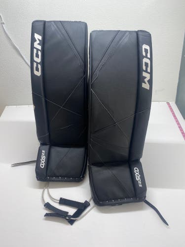 30" 2022 CCM Axis 2.5 Goalie Leg Pads (Used)