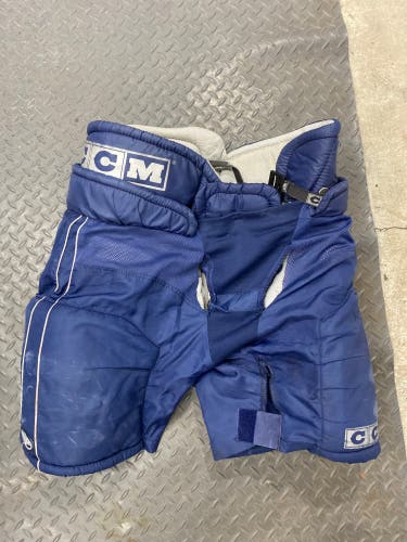 Men's Senior Small CCM Hockey Pants (Used)
