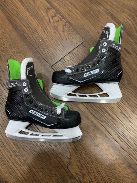 Bauer X-LS Hockey Skates Regular Width Size 5 (New)................,,,,,,,,,,,