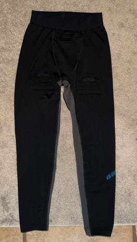 Black Medium Women's Bauer Compression (New)