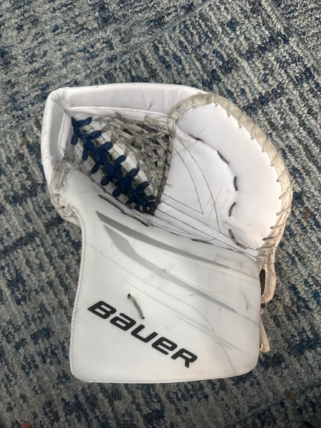 Bauer Vapor Hyperlite 2 Goalie Glove Senior