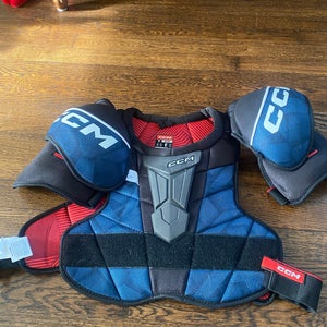 Men's Medium Youth CCM Next Shoulder Pads (Used)