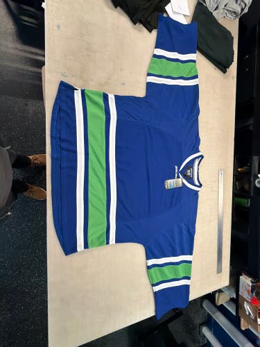 Blue Goalie Cut Men's Bauer Jersey (New)