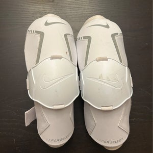 Medium Adult Nike vapor select Arm Pads (Used)
