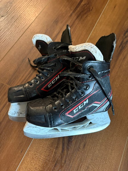 CCM JetSpeed FT340 Hockey Skates