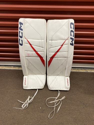 ECHL PRO RETURN 33" CCM EFlex 6 Goalie Leg Pads (Used)