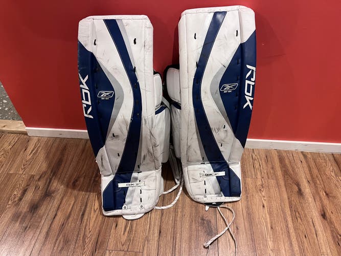 35" 2020 Reebok 6K Goalie Leg Pads (Used)