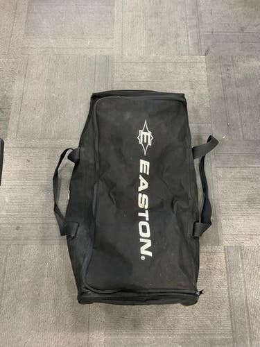 Used Easton CATCHERS BAG Catchers Equipment Other 11614-S000224409