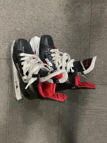 Used Bauer VAPOR X4 Youth Hockey Skate Youth 07.0 11614-S000223893
