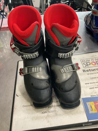 Used Salomon T2 Boys Snowboard Boots Black Adjustable 11614-S000224329