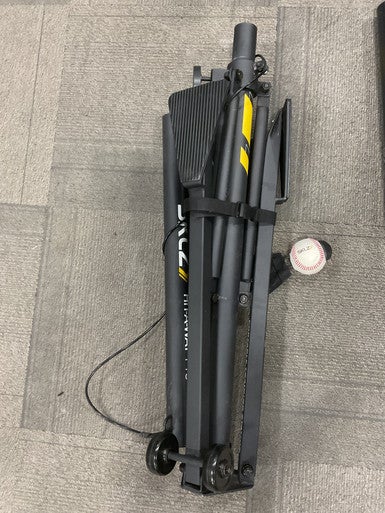 Used SKLZ HIT A WAY PTS BB/SB Training Aid 11614-S000224704
