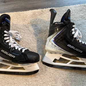 2025 Bauer Vapor Flylite Hockey Skates 9 (Used)