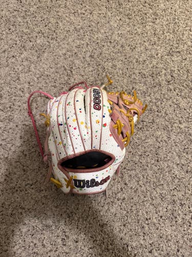 Wilson A2000 RH Infield Baseball Glove 11.5" (Used)