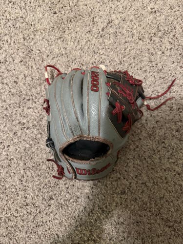 Wilson A2000 RH Infield Baseball Glove 11.5" (Used)