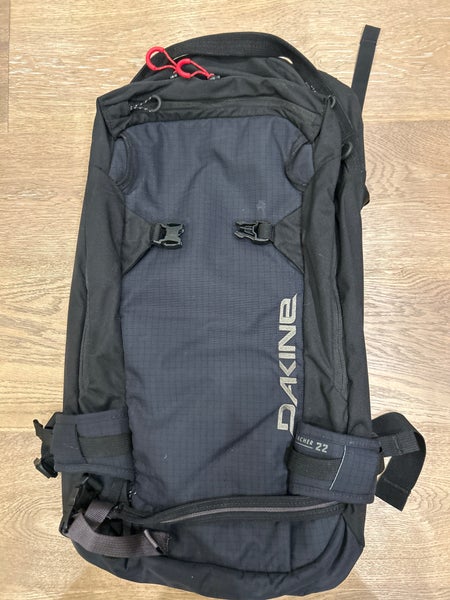 Dakine Ski Backpack (Used)