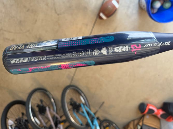 2022 DeMarini Uprising Alloy Bat (-12) 16 oz 28" (New)