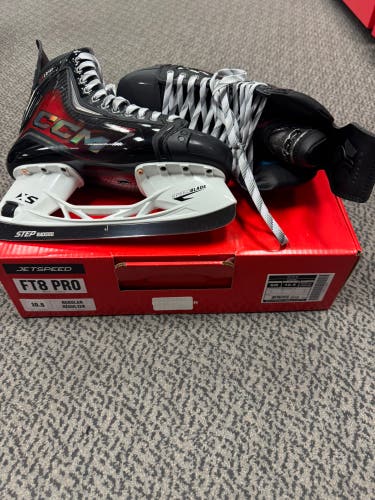 2025 CCM JetSpeed FT8 Pro Hockey Skates 10.5 (New) Regular
