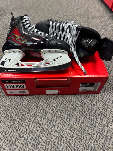 2025 CCM JetSpeed FT8 Pro Hockey Skates 10.5 (New) Regular