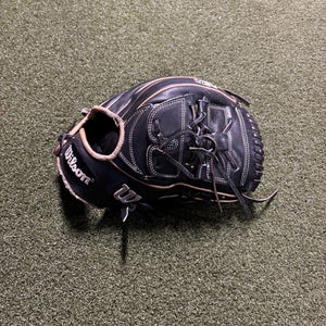 Wilson A2K RH Pitcher's Baseball Glove 12" (Used)