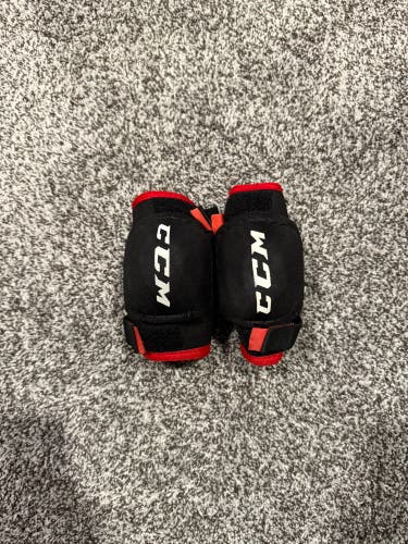 Youth Medium CCM JetSpeed Edge Elbow Pads (Used)