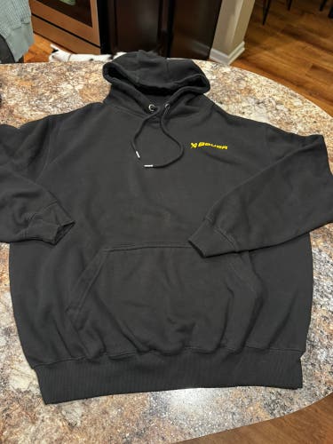 Black Men's Large Bauer Sweatshirt (Used)