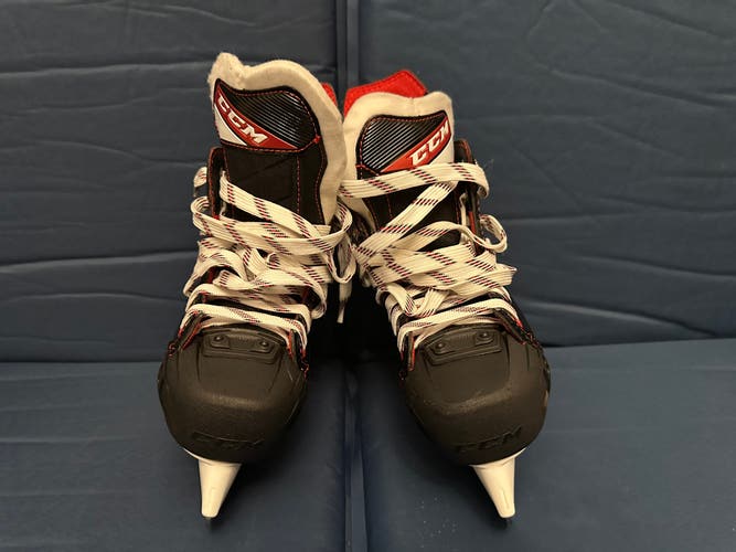 CCM JetSpeed XTra Hockey Skates Regular Width Size 2 (New)