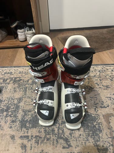 Mondo 26 & 26.5 Unisex HEAD Ski Boots Stiff Flex (Used)