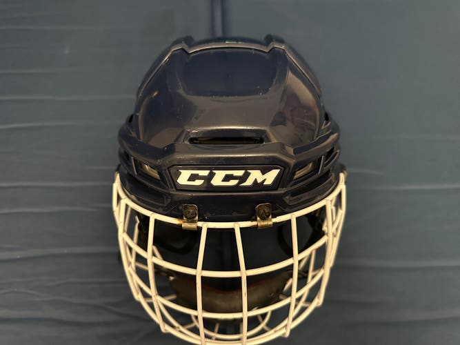 Small CCM Tacks 910 Helmet (Used)