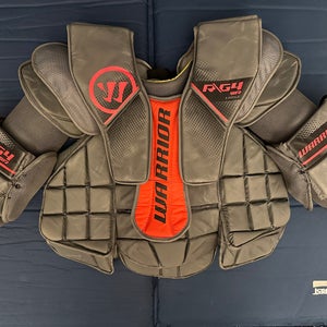 Large Warrior Ritual G4 Goalie Chest Protector (Used)