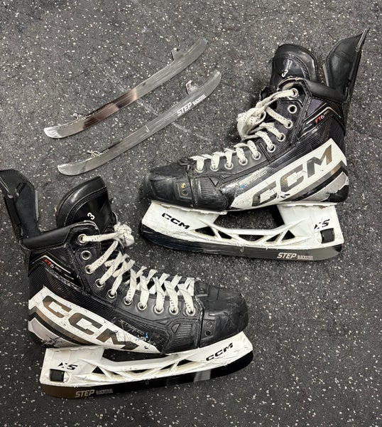 Ccm Ft6 Pro Customs white senior 7!