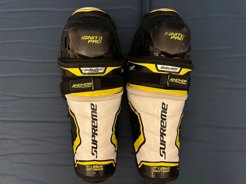 Junior Bauer Supreme Ignite 11" Shin Pads (Used)