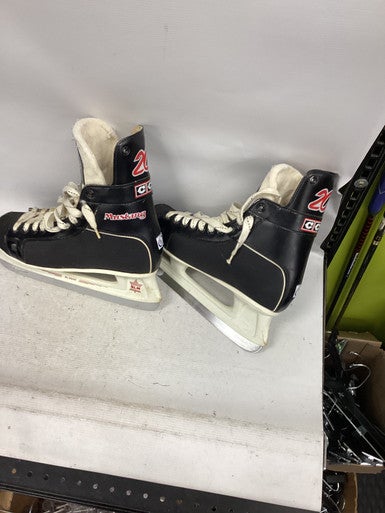 Used CCM 205 Senior Hockey Skate Senior 11 11851-S000040417