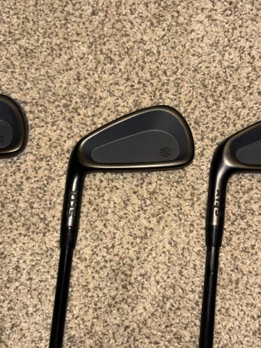 Men's 2020 All Black Left Hand Iron Set Stiff Flex Steel Shaft (Used)