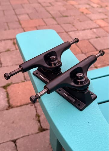 Thunder Sonora Black 148 Skateboard Trucks - 8.25” Axles (Set Of 2) Barely Used