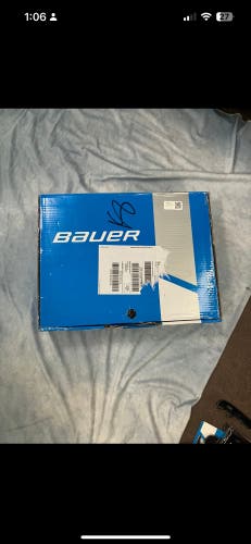 Senior Bauer Vapor Hyperlite 2 Hockey Skates 8 Fit 3