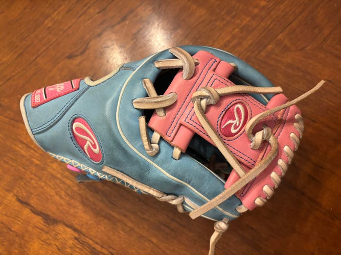 2024 Rawlings Heart of the Hide RH Infield Baseball Glove 11.5" (Used) Cotton Candy Blue Pink PRO