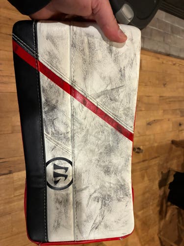 Warrior junior full right blocker