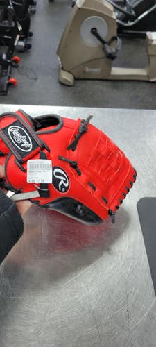 Used Rawlings 11 BB/SB Glove RH Throw Red 11" 11497-S000154049