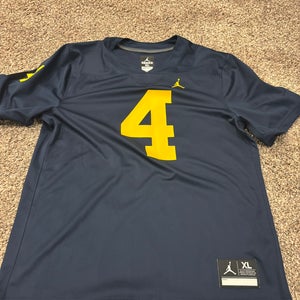 Blue XL Boys Nike Jersey (Used)