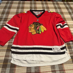 Red Large/Extra Large Boys Reebok Jersey (Used)